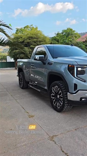 ✨ Hay sueños que rugen fuerte… Esta Sierra 2024 gris cemento 4x4 estilo Baby Denali puede ser tuya este 18 de Noviembre por solo 20 🎟️ Lista 👉https://linkfly.to/combosautoamigo 💰 Bonos en efectivo y 🚚 envío gratis a todo México. Porque todos somos parte de cambiarle la vida a alguien. 💫 Reserva ☎️ 341 149 2496 ☎️ 33 1346 9475 #SierraBabyDenali #AutoAmigo #Sierra2024 #SueñosQueRugen | Combos AutoAmigo