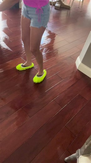 I’m back! This time with “mop socks”! 🤣 Seriously though these are great! #cleantok #cleaninghacks #cleaningtiktok #mopping #cleanfreshhype #cleaningmotivation #cleaningtips #cleanwithme #cleaningday #amazon #amazonfinds