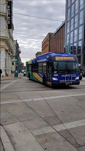 MCTS 2013 New Flyer XD40 5424 on Route 15 #bus #shorts
