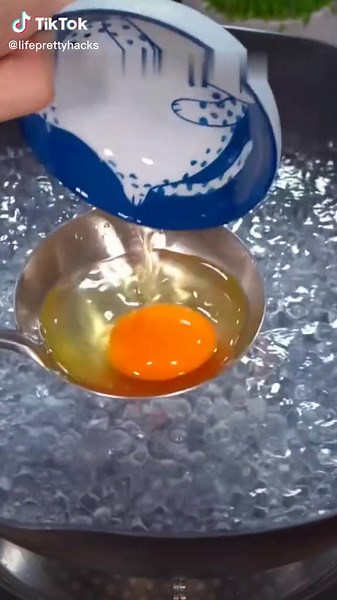 Creative Food Hacks and Cooking Tricks