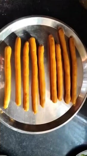 राजस्थानी बेसन गट्टे की सब्जी | Traditional Rajasthani Besan Gatte Ki Sabzi Recipe