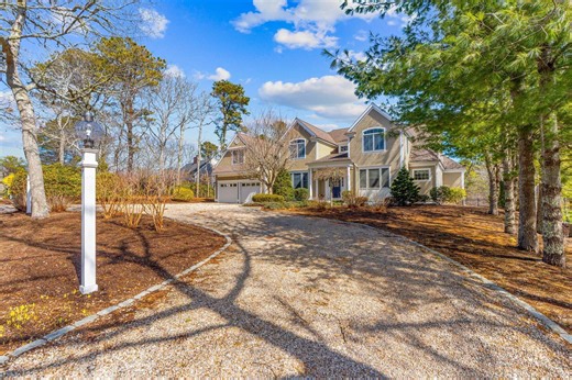 36 Troon Way, Mashpee, MA 02649 - MLS 22601013 - Coldwell Banker