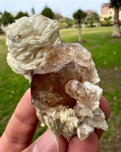 Beautiful Terminated and Transparent Topaz Golden Crystal on Albite Combine Sepcimen 400 Carats - Etsy