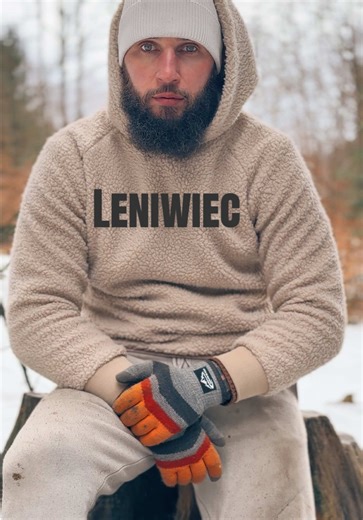 Filmy użytkownika Borys Ductor (@borysductor) z muzyką Drift Above Time - Polygon Bear