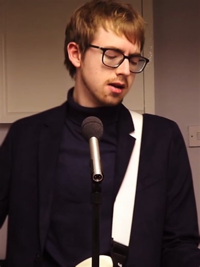 Raw Ramp: A 70s Glam Rock Anthem