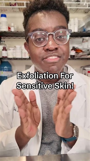 AD | Exfoliation can be frustrating if you have sensitive skin, but the Gentle Reset Daily Exfoliating Pads from @summerfridays are a perfect solution for you. A gentle blend of exfoliants, hydrators, and skin soothers, paired with a beautiful dual-sided pad make these an excellent choice if you've been burned by exfoliants in the past. Available at @sephora ! #skincare #skincaretips #exfoliation