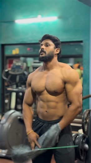 Mani Kandan on Instagram: "Americanz muscles EAA has the ratio of 9 EAA’s that increases muscle protien synthesis for better growth and also gives a better hydration during workout session JUST GIVE IT OUT A TRY ❤️‍🔥💪🏻 #gymmotivation #gym #bodybuilding #eaa #supplements #supplementsthatwork #gymsupplements #training #cardio #heavycardio #bodybuilding #physique"