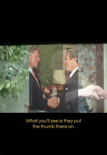 🤝🏻🔍👀 An Ex-Mason exposing hidden handshakes and symbolism #symbolism #masons #handshake #occult #epstein