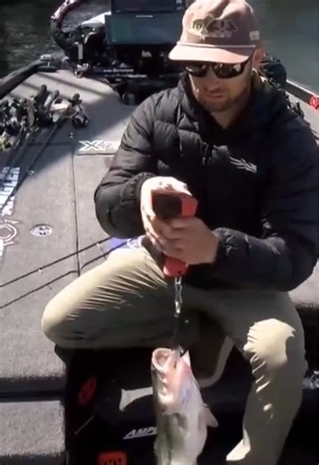 Exciting Highlights from Day 1 of Bassmaster Classic