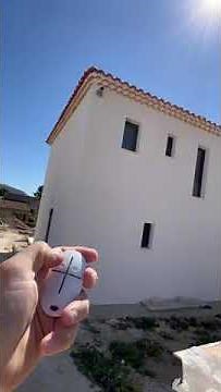 Poseurs de système d'alarme intrusion sans fil et sans abonnement pour une maison à Bouc-Bel-Air