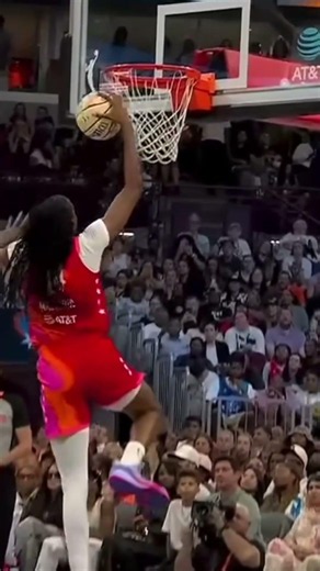 BEST DUNKER EVER? 👀🔥 #SHORTS #basketball