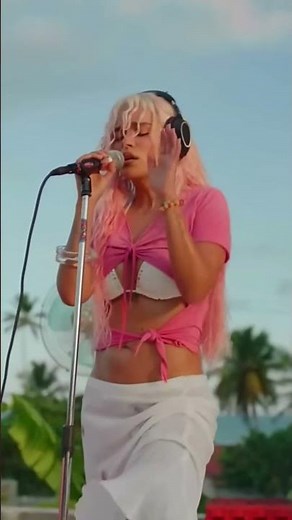 😍 KAROL G – Si Antes Te Hubiera Conocido (Coke Studio Performance 💥)