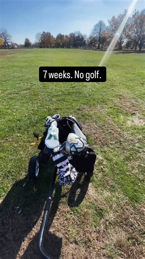 Emily English on Instagram: "Officially a golf widow. Send help ⛳ #golflife #golfproblems #wintergolfblues #golfaddict #wintergolf"