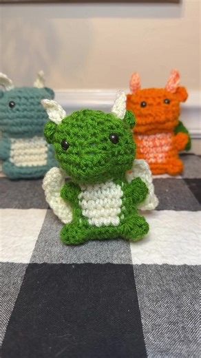 More crochet dragons !!! The progress of each one looks better !! #crochet #dragon #babydragon #amigurumi #cute #mini #crochetdragon #crochetersoftiktok #yarntok #yarn #crochettiktok #foryou #foryourpage #5000view pattern on youtube for free! Fancy lama on YT