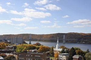 Poughkeepsie Travel Guide - Expert Picks for your Vacation