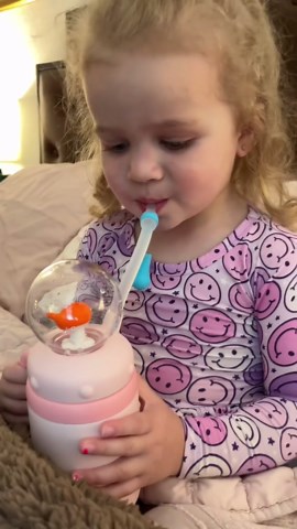 Drinking Cup with Whale Squirt – 24oz Stainless Steel Whale Water Fountain Tumbler with Handle for Kids, Leak Proof Whale Water Bottle Spray Fountain Sippy Cup with Silicone Tip for Kids (2PCS Green)