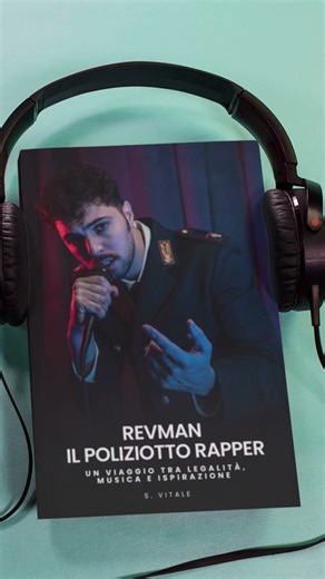 Come è nato REVMAN? Il poliziotto rapper racconta la sua storia nel suo primo libro