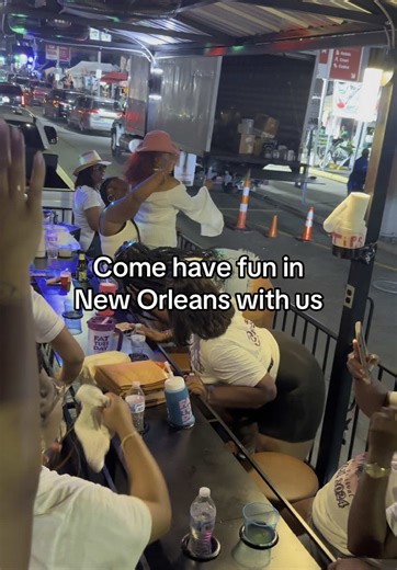 Decatur Tours is a must do the next time you come to New Orleans, i roomise you will have the time of your life#fyp #viral #neworleans #foryou #thingstodo #tourist #blowthisup #thingstodoneworleans #funthingstodo #birthday #decaturtours #nola #bachelorettepartyideas #decaturtours #bachparty