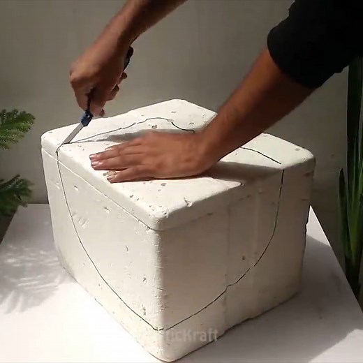 2M views · 11K reactions | DIY Foam Box Aquarium Making #diy #aquarium #fish | RusticKraft | Facebook