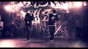 ブレイクダンスの基礎！未経験者が覚えるべき13の技 - BREAKDANCE.SITE