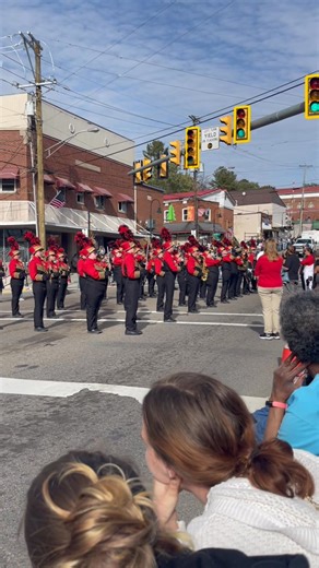 Nicole Bowles on Reels