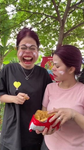 Give us a taste of the awesomeness. Nguyen Nhu Anh's slipper factory offers delicious, nutritious...