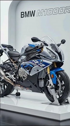 BMW M1000RR Ultimate Superbike Experience