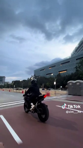 Jelajahi Dunia Zim.com dan Zimcem