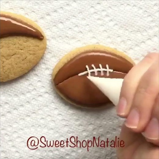 How to make football cookies