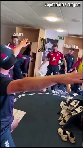That feeling when you beat Australia! 🕺 (via @jofraarcher / Instagram) #cricket #england #cricketlover #dance