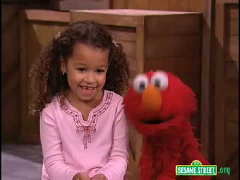 Sesame Street elmo Eat Your Colors