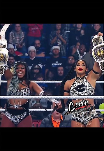Bianca Belair & Naomi vs Nia Jax & Candice LeRae | WWE SmackDown Highlights