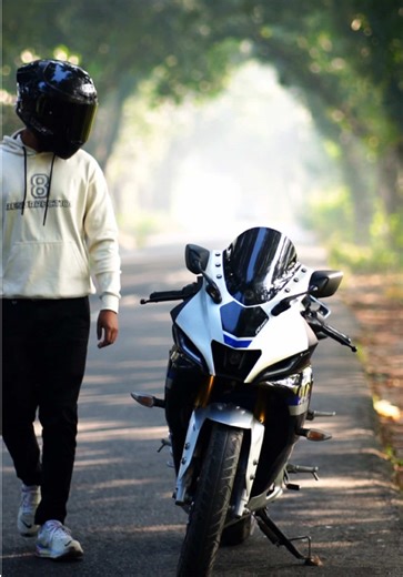 Exploring the R15M Bike: A Dream Ride for Boys