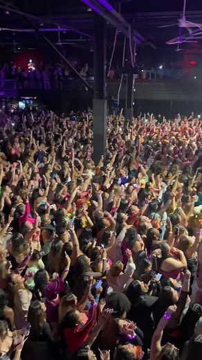 The Sorry Papi Tour: All Girls Party ft. Alicia Keys | Girls Night Singalong