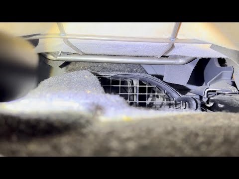How to prevent hybrid battery failure in a Toyota Prius by cleaning the battery vent