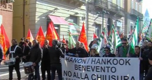 Hanon Systems, corteo dei lavoratori a Benevento