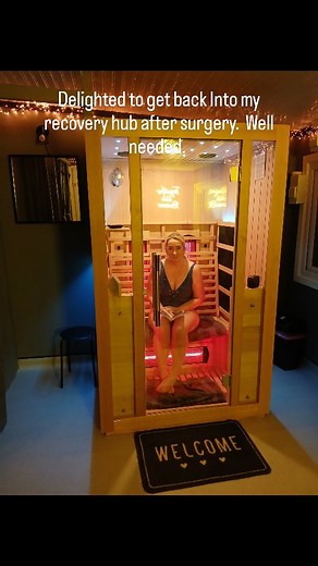 8 weeks post-appendix surgery… and finally back in my happy place — the Recovery Hub at Newline Wellness and Recovery Hub, Kildress 🧡 It feels so good to step back into a space that supports both the body and mind. Recovery isn’t just about resting — it’s about giving your system the right tools to heal, rebuild and reset. Here’s what’s been helping me ease back in: 🔥 Infrared Sauna The gentle heat helps increase circulation, reduce inflammation, and encourage muscle relaxation. It’s been amaz