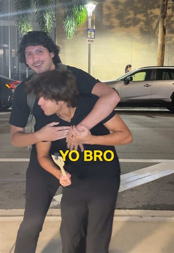 Bro came out of nowhere #simpletics | bro