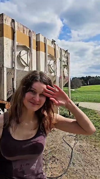 Advertising help our grain silos looked really bad! Fortunately, we have the high pressure cleaner