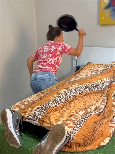 Engraçadas Pegadinhas e Memes de Casal