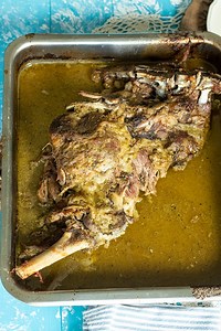 Roast Leg of Lamb Marinated in Yogurt