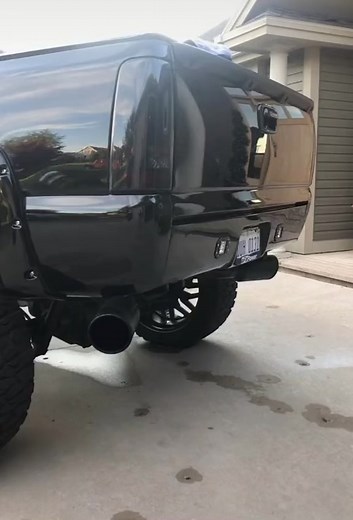 Cat Eye Chevy Trucks: Lifted and Jacked Up