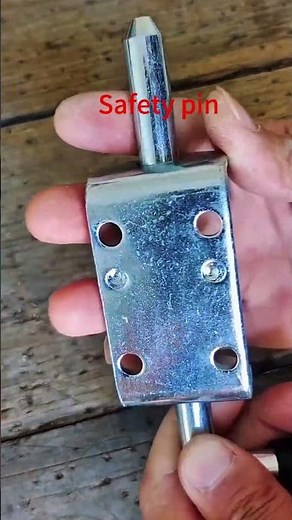 Hardware tool accessories Spring door latch