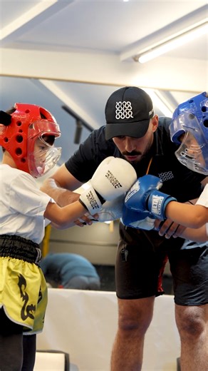 May Way on Instagram: "Looking for a sport that builds confidence and focus? 💥 Our kids kickboxing classes combine movement, discipline, and fun, helping children develop strength, coordination, and self-belief… one class at a time. Join our kickboxing classes now ! #development #confidence #maywayacademy #kickboxingclasses"