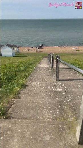 Breathtaking View At Tankerton Beach, Whitstable, Kent #shortsvideo #beachvibes #beachweather