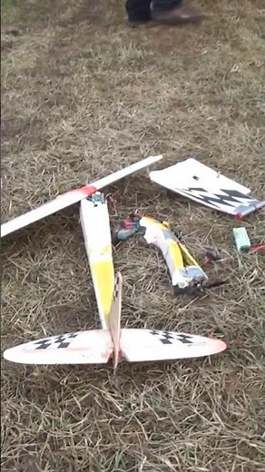 RC Crash #rccrash #rcplane #modellflug #modellflugzeug #rc #fail #crash #rcflugzeug #rcairplane