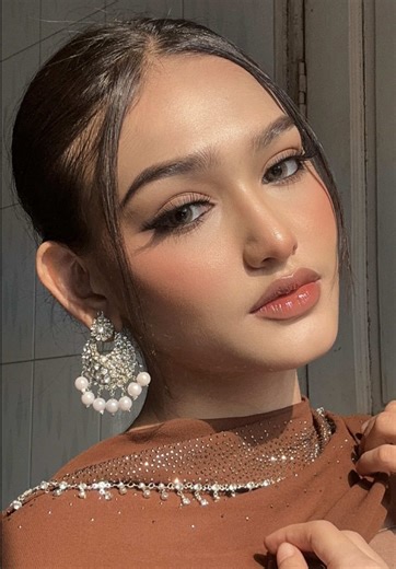 Eidနေ့မှာဘယ်dressဖြစ်