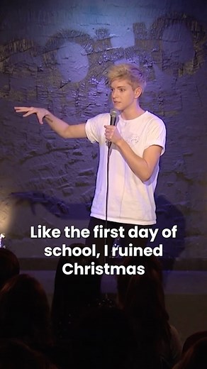 They’re a winner baby 🙌🎊 Shoutout to the new Taskmaster Champion, @hooraymae 🏆 In honour of their new title, we thought it only right to share a lil’ #TB to when they were last at ours 👀 #SohoTheatre #Taskmaster #MaeMartin #Comedy #SexEd | Soho Theatre