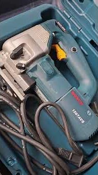 The iconic Bosch Jig Saw, nothing better. Model 1587AVS example.