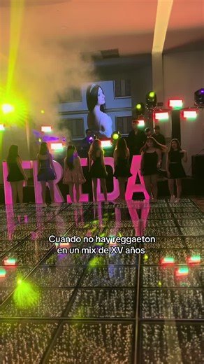 Coreografía Cute para XV Años